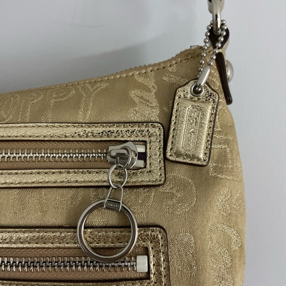 Coach Est. 1941 44088 Poppy Printed Handbag Gold Metallic Canvas Story patch - Picture 6 of 15